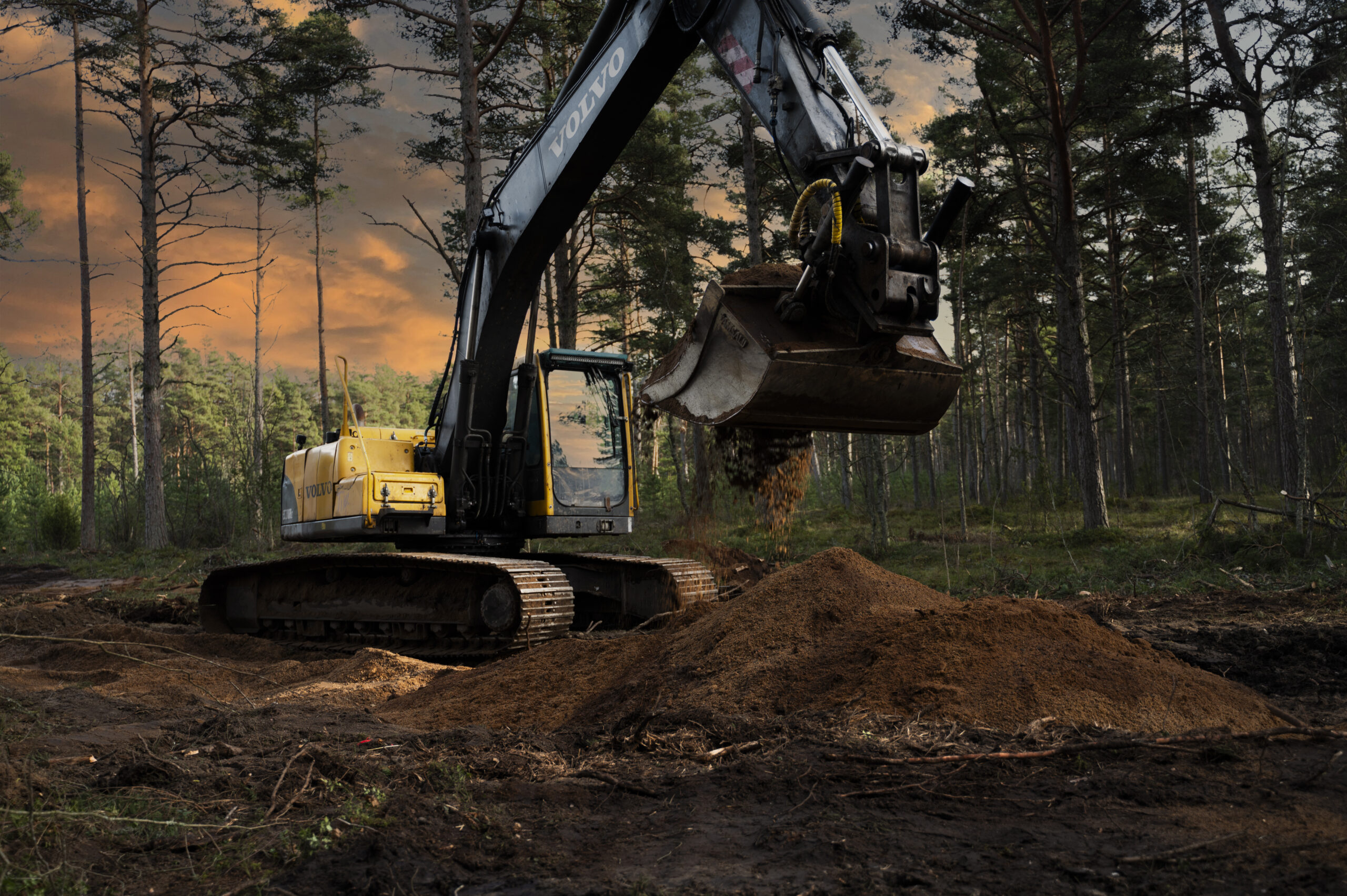 Pyrolla – Rasketehnikateenused, üldehitus ja pinnasematerjalid